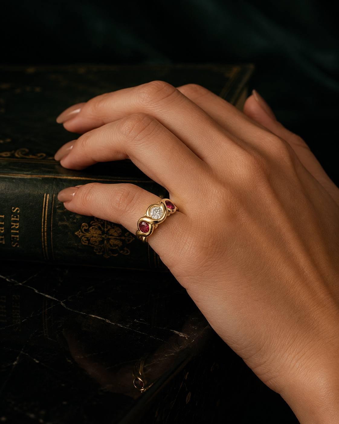 Vintage Diamond Ruby 18k Yellow Gold Pinky Ring