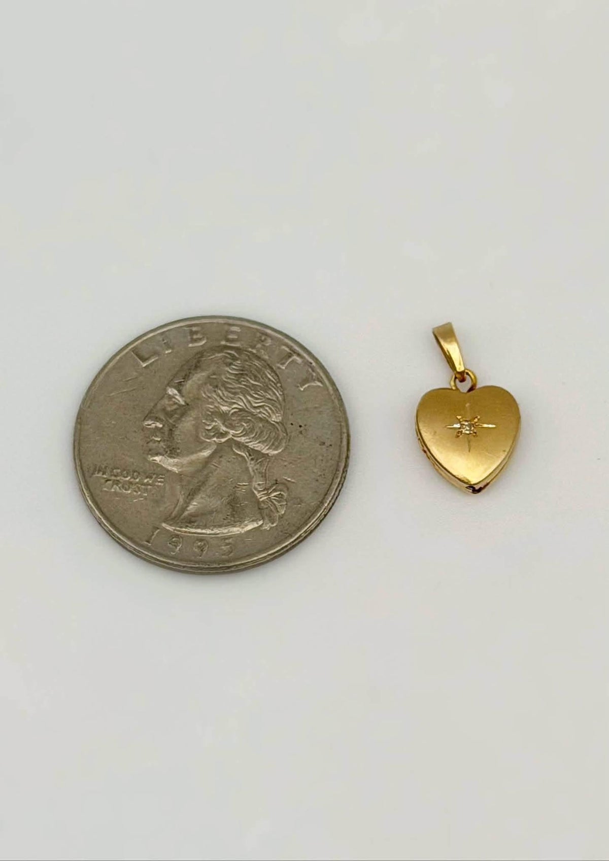 Vintage Starburst Diamond Heart Locket Pendant in 14k Gold