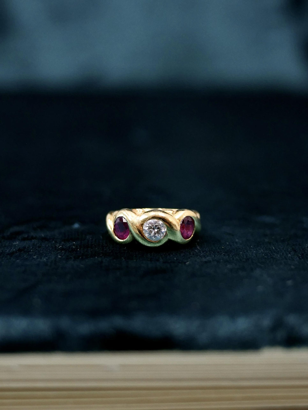 Vintage Diamond Ruby 18k Yellow Gold Pinky Ring